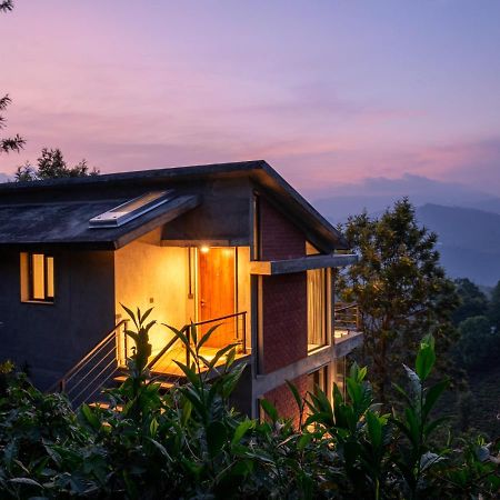 Lohonostays Villa Amani 8A Coonoor Exterior photo